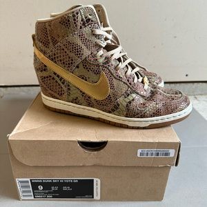 Nike Dunk Sky Hi, Women’s size 9. Year of the Snake.